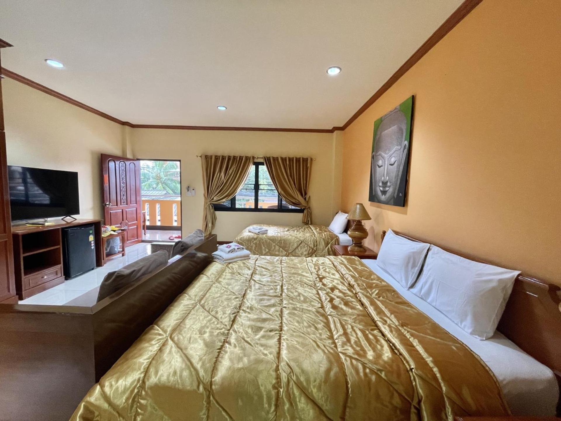 Mini Cost Apartment&Guesthouse Chiang Mai Bagian luar foto