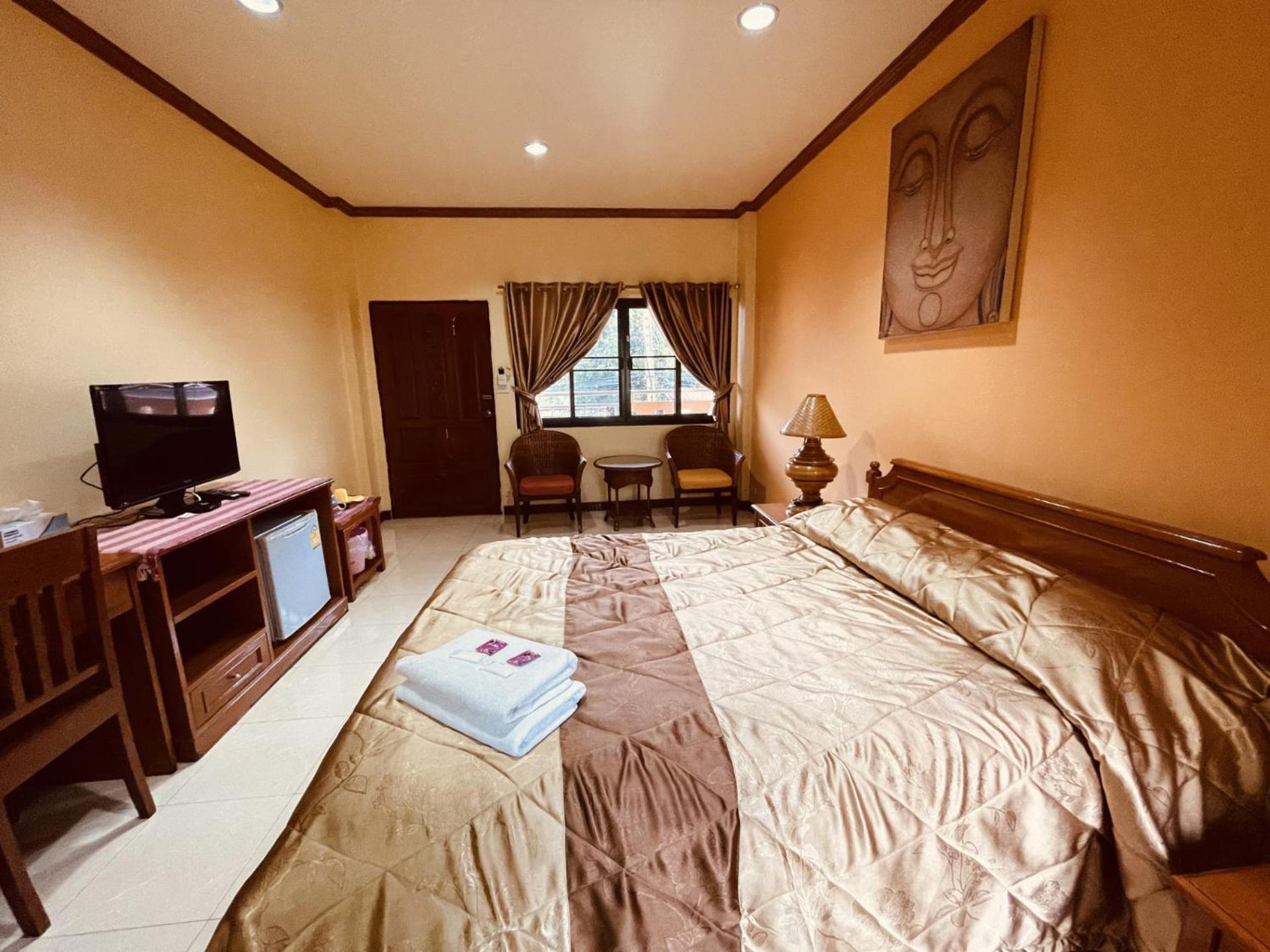 Mini Cost Apartment&Guesthouse Chiang Mai Bagian luar foto